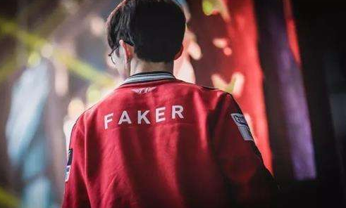 【lpl战报】JDG 2-0 TT：Yagao招牌佐伊轻取TT JDG成功晋级季后赛